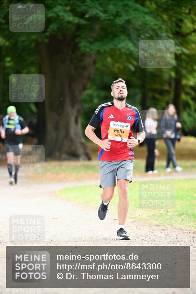 31.08.2025 - 21. Blankeneser Heldenlauf Dr. Thomas Lammeyer http://msf.ph/oto/8643300 31.08.2025 11:09:30 Laufen 5270, 4 meine-sportfotos.de