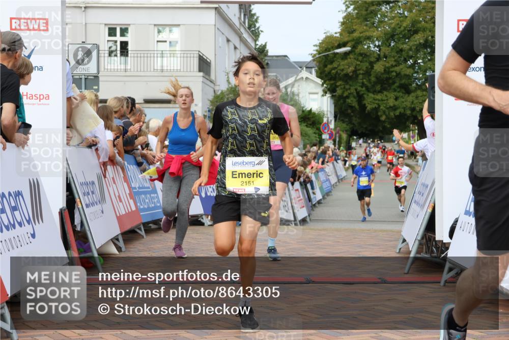 31.08.2025 - 21. Blankeneser Heldenlauf Strokosch-Dieckow http://msf.ph/oto/8643305 31.08.2025 10:24:51 Ziel 2151, 2049, 2733, 2428, 2496 meine-sportfotos.de