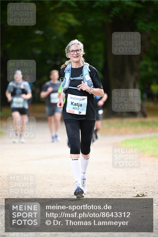 31.08.2025 - 21. Blankeneser Heldenlauf Dr. Thomas Lammeyer http://msf.ph/oto/8643312 31.08.2025 11:09:32 Laufen 4012 meine-sportfotos.de