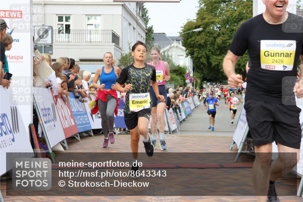 31.08.2025 - 21. Blankeneser Heldenlauf Strokosch-Dieckow http://msf.ph/oto/8643343 31.08.2025 10:24:50 Ziel 2151, 2049, 2733, 2428 meine-sportfotos.de