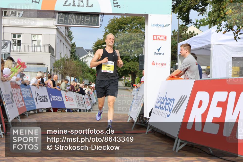 31.08.2025 - 21. Blankeneser Heldenlauf Strokosch-Dieckow http://msf.ph/oto/8643349 31.08.2025 10:12:04 Ziel 2297 meine-sportfotos.de
