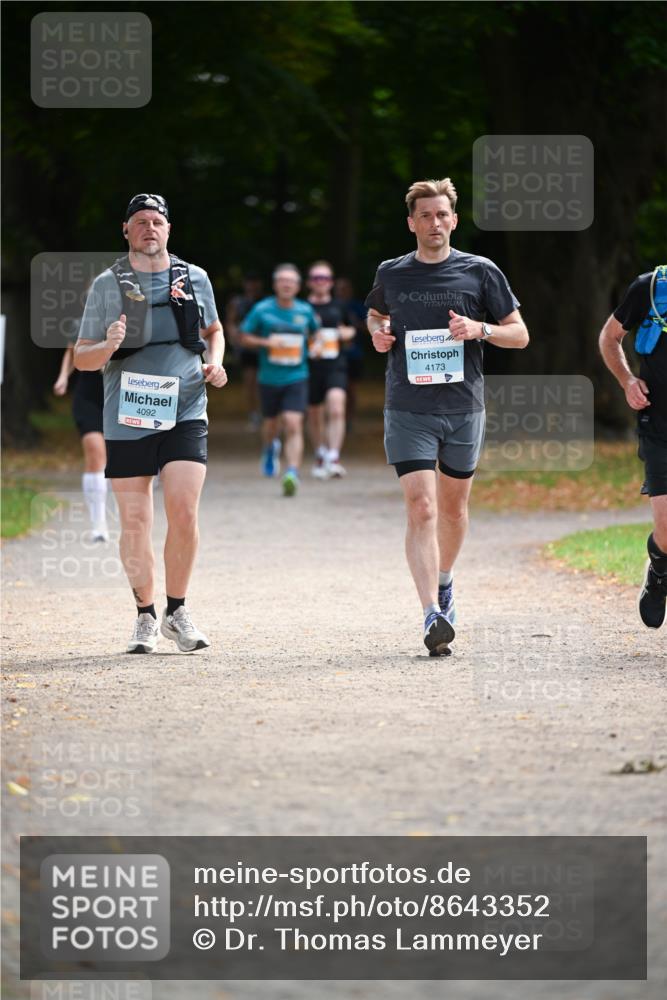 31.08.2025 - 21. Blankeneser Heldenlauf Dr. Thomas Lammeyer http://msf.ph/oto/8643352 31.08.2025 11:09:36 Laufen 4092, 4173, 4 meine-sportfotos.de