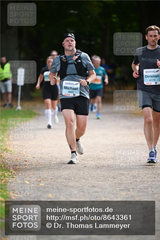 31.08.2025 - 21. Blankeneser Heldenlauf Dr. Thomas Lammeyer http://msf.ph/oto/8643361 31.08.2025 11:09:37 Laufen 4092, 4173 meine-sportfotos.de