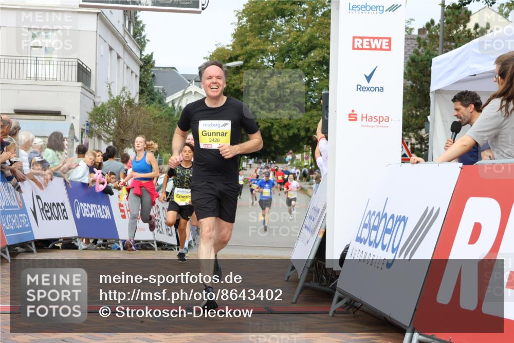 31.08.2025 - 21. Blankeneser Heldenlauf Strokosch-Dieckow http://msf.ph/oto/8643402 31.08.2025 10:24:49 Ziel 2151, 2049, 2733, 2428 meine-sportfotos.de