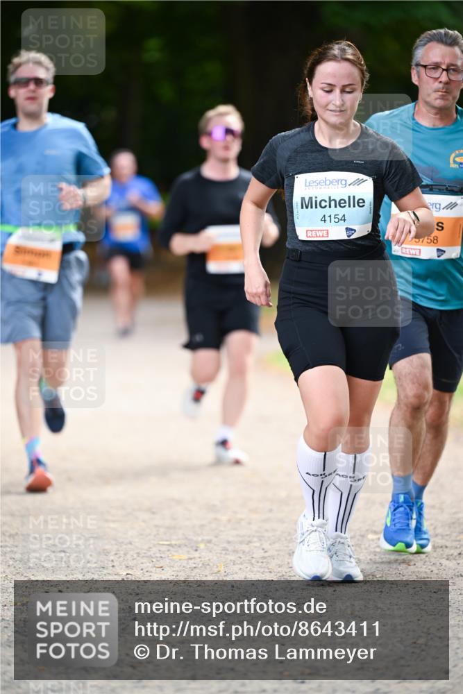 31.08.2025 - 21. Blankeneser Heldenlauf Dr. Thomas Lammeyer http://msf.ph/oto/8643411 31.08.2025 11:09:44 Laufen 4154, 5758 meine-sportfotos.de