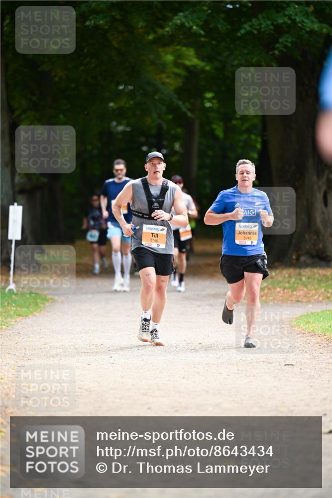 31.08.2025 - 21. Blankeneser Heldenlauf Dr. Thomas Lammeyer http://msf.ph/oto/8643434 31.08.2025 11:09:48 Laufen 10, 5746, 5745, 040, 359 meine-sportfotos.de
