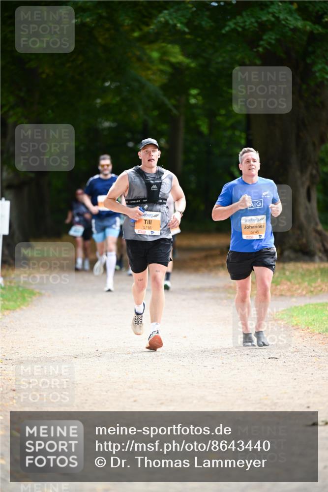 31.08.2025 - 21. Blankeneser Heldenlauf Dr. Thomas Lammeyer http://msf.ph/oto/8643440 31.08.2025 11:09:48 Laufen 5746, 5745, 040 meine-sportfotos.de