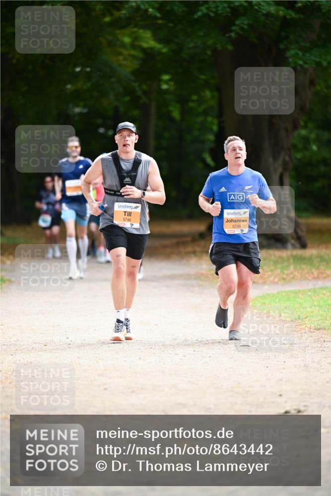 31.08.2025 - 21. Blankeneser Heldenlauf Dr. Thomas Lammeyer http://msf.ph/oto/8643442 31.08.2025 11:09:48 Laufen 5746, 5745, 040 meine-sportfotos.de