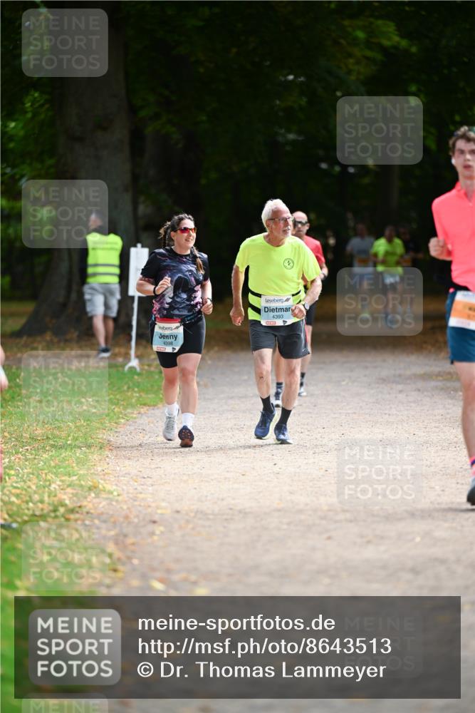 31.08.2025 - 21. Blankeneser Heldenlauf Dr. Thomas Lammeyer http://msf.ph/oto/8643513 31.08.2025 11:09:57 Laufen 4398, 4393 meine-sportfotos.de