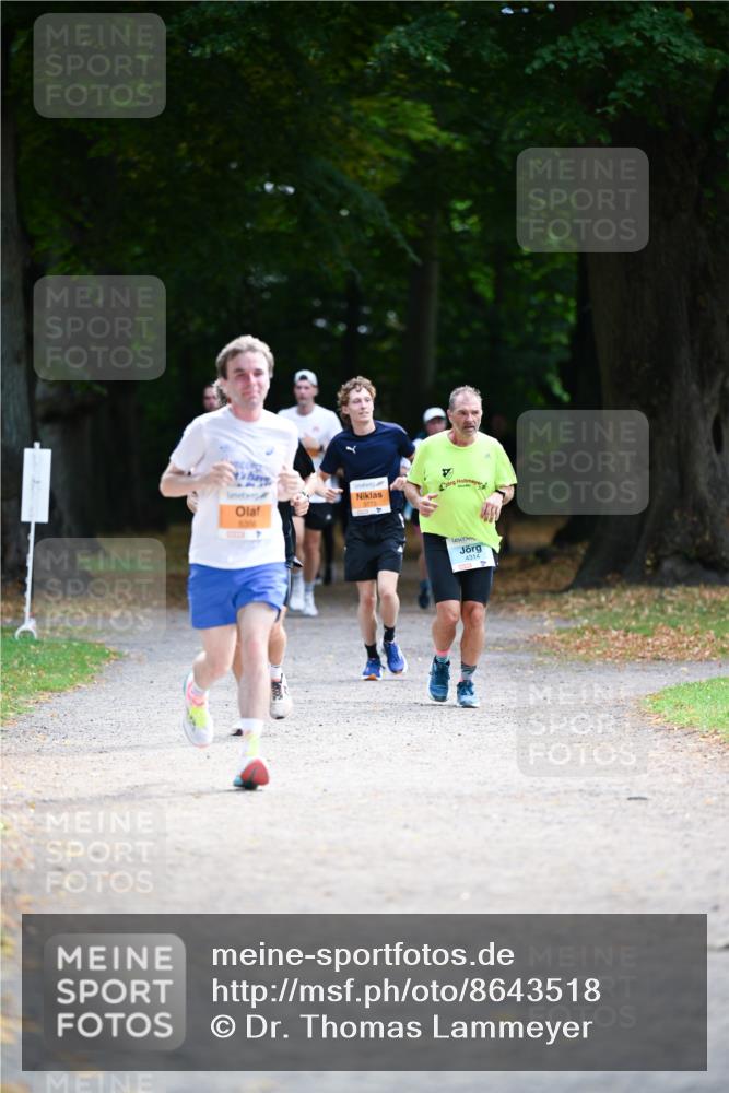 31.08.2025 - 21. Blankeneser Heldenlauf Dr. Thomas Lammeyer http://msf.ph/oto/8643518 31.08.2025 11:10:11 Laufen 535, 4314 meine-sportfotos.de