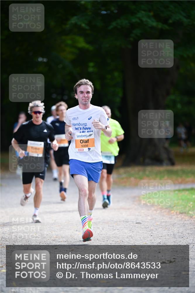 31.08.2025 - 21. Blankeneser Heldenlauf Dr. Thomas Lammeyer http://msf.ph/oto/8643533 31.08.2025 11:10:13 Laufen 2, 5356 meine-sportfotos.de
