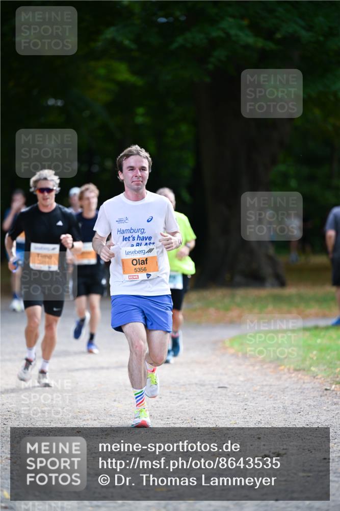 31.08.2025 - 21. Blankeneser Heldenlauf Dr. Thomas Lammeyer http://msf.ph/oto/8643535 31.08.2025 11:10:13 Laufen 5356 meine-sportfotos.de