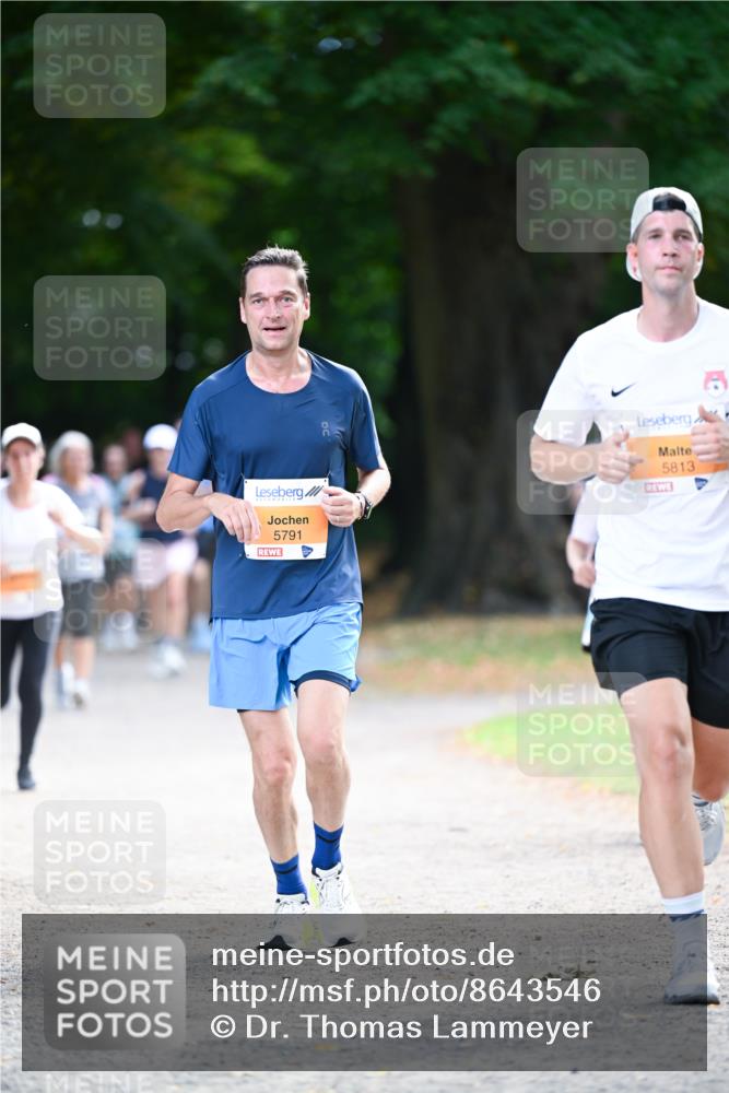 31.08.2025 - 21. Blankeneser Heldenlauf Dr. Thomas Lammeyer http://msf.ph/oto/8643546 31.08.2025 11:10:22 Laufen 5791, 5813 meine-sportfotos.de