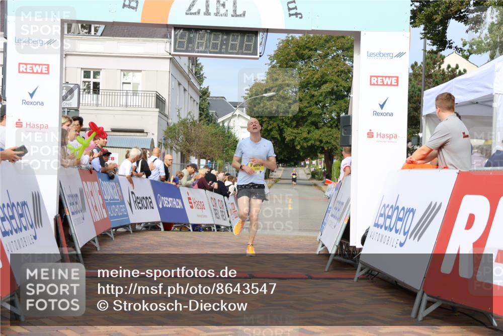 31.08.2025 - 21. Blankeneser Heldenlauf Strokosch-Dieckow http://msf.ph/oto/8643547 31.08.2025 10:11:50 Ziel 2382 meine-sportfotos.de