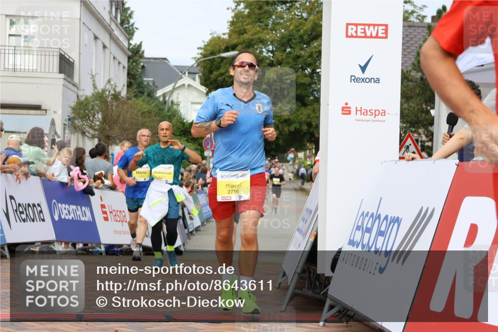 31.08.2025 - 21. Blankeneser Heldenlauf Strokosch-Dieckow http://msf.ph/oto/8643611 31.08.2025 10:24:36 Ziel 2317, 2698, 2325, 2587, 2716, 2662, 2370, 2291 meine-sportfotos.de