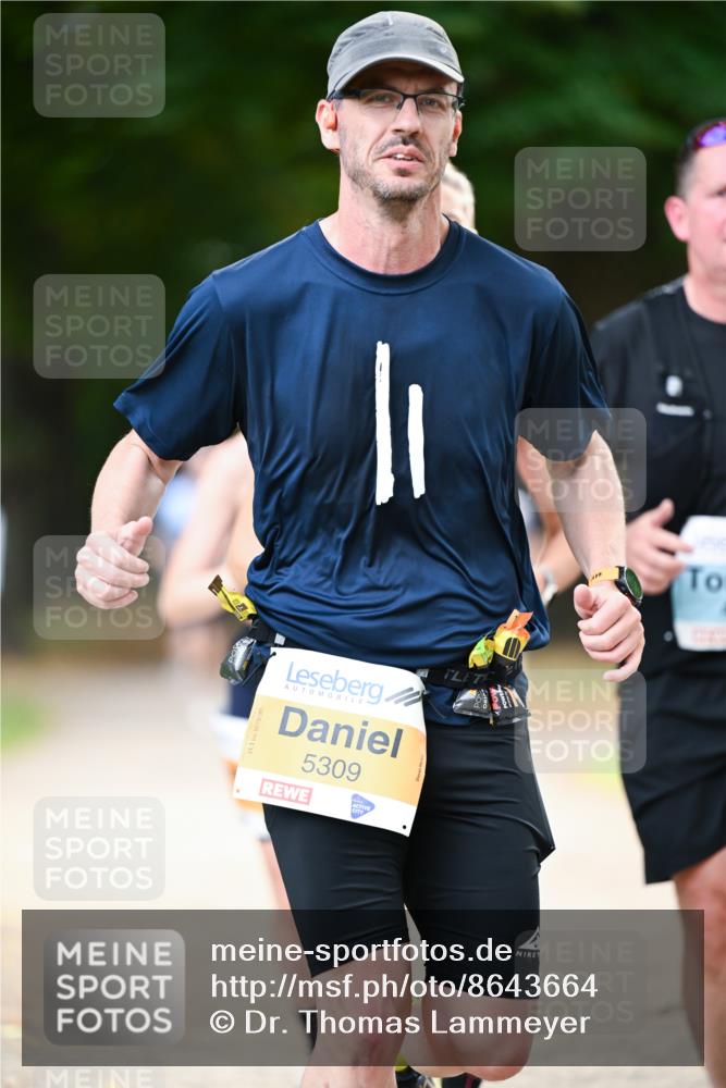 31.08.2025 - 21. Blankeneser Heldenlauf Dr. Thomas Lammeyer http://msf.ph/oto/8643664 31.08.2025 11:10:39 Laufen 5309 meine-sportfotos.de