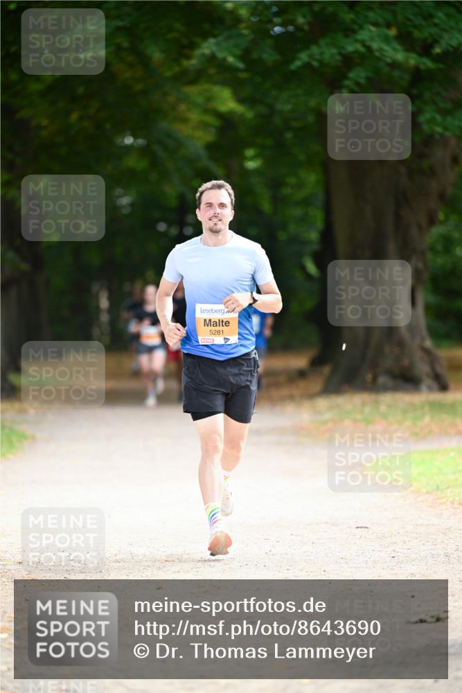 31.08.2025 - 21. Blankeneser Heldenlauf Dr. Thomas Lammeyer http://msf.ph/oto/8643690 31.08.2025 11:10:45 Laufen 5281 meine-sportfotos.de