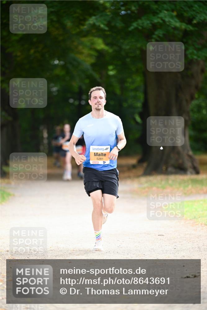 31.08.2025 - 21. Blankeneser Heldenlauf Dr. Thomas Lammeyer http://msf.ph/oto/8643691 31.08.2025 11:10:45 Laufen 5281 meine-sportfotos.de
