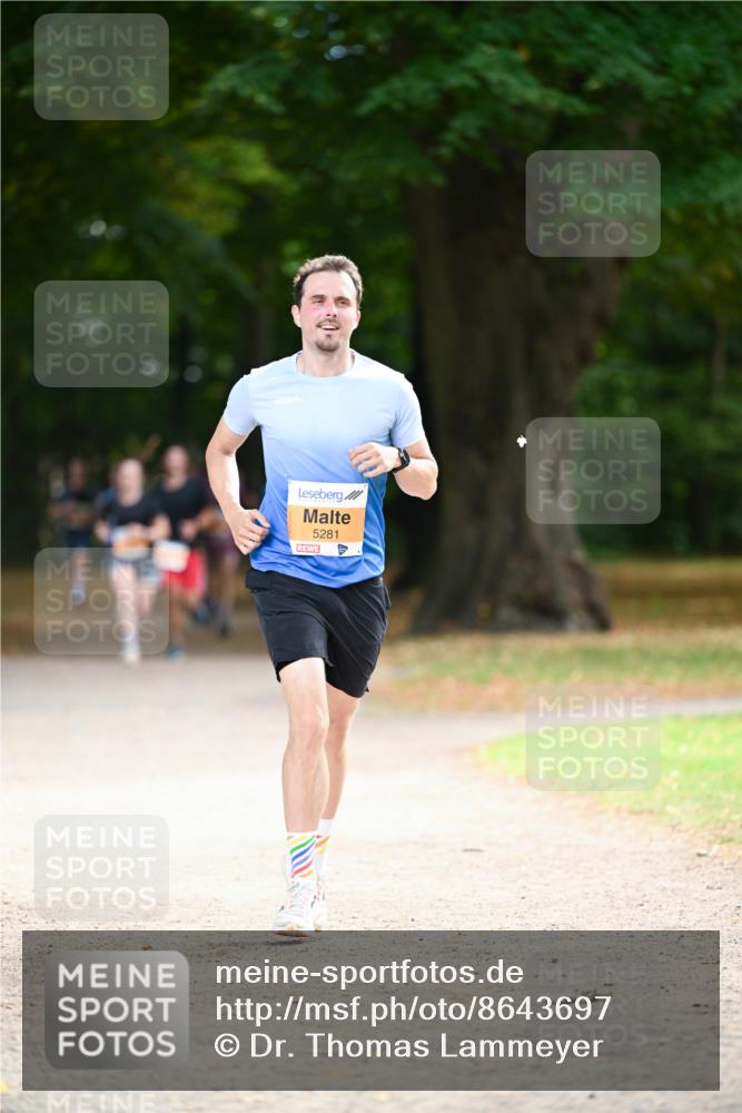 31.08.2025 - 21. Blankeneser Heldenlauf Dr. Thomas Lammeyer http://msf.ph/oto/8643697 31.08.2025 11:10:45 Laufen 5281 meine-sportfotos.de