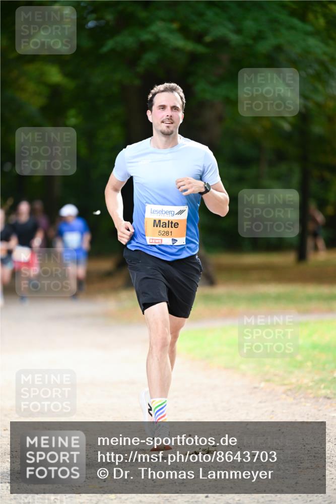 31.08.2025 - 21. Blankeneser Heldenlauf Dr. Thomas Lammeyer http://msf.ph/oto/8643703 31.08.2025 11:10:46 Laufen 5281 meine-sportfotos.de
