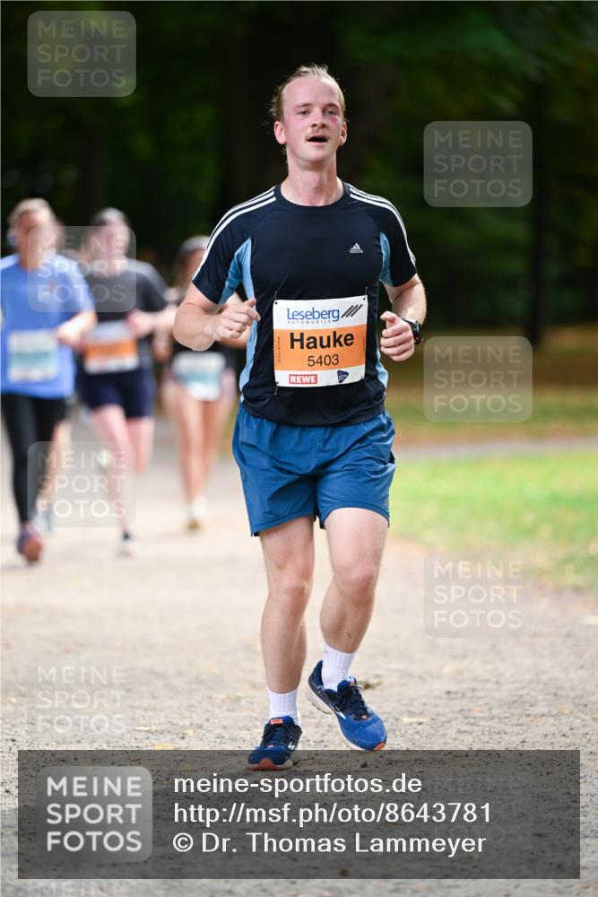 31.08.2025 - 21. Blankeneser Heldenlauf Dr. Thomas Lammeyer http://msf.ph/oto/8643781 31.08.2025 11:11:03 Laufen 5403 meine-sportfotos.de