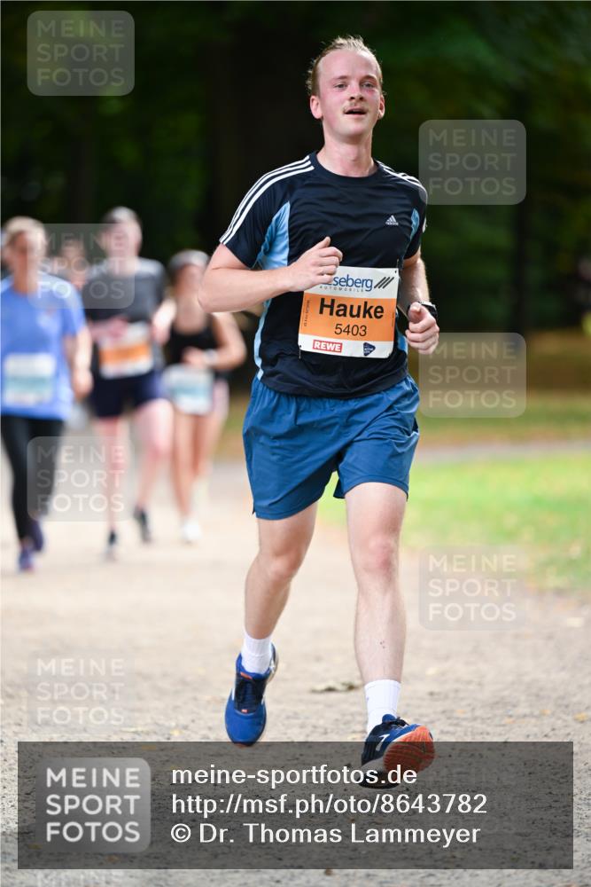 31.08.2025 - 21. Blankeneser Heldenlauf Dr. Thomas Lammeyer http://msf.ph/oto/8643782 31.08.2025 11:11:03 Laufen 5403 meine-sportfotos.de