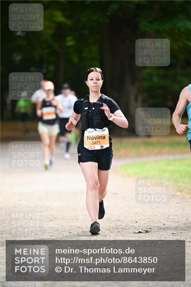 31.08.2025 - 21. Blankeneser Heldenlauf Dr. Thomas Lammeyer http://msf.ph/oto/8643850 31.08.2025 11:11:15 Laufen 5471 meine-sportfotos.de