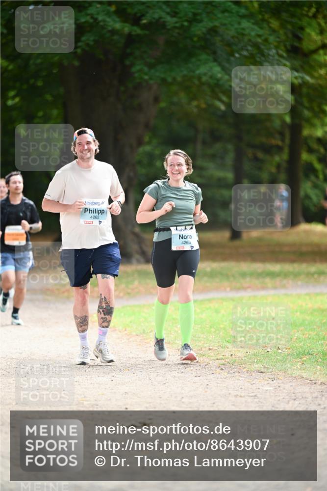 31.08.2025 - 21. Blankeneser Heldenlauf Dr. Thomas Lammeyer http://msf.ph/oto/8643907 31.08.2025 11:11:24 Laufen 4262, 4263 meine-sportfotos.de