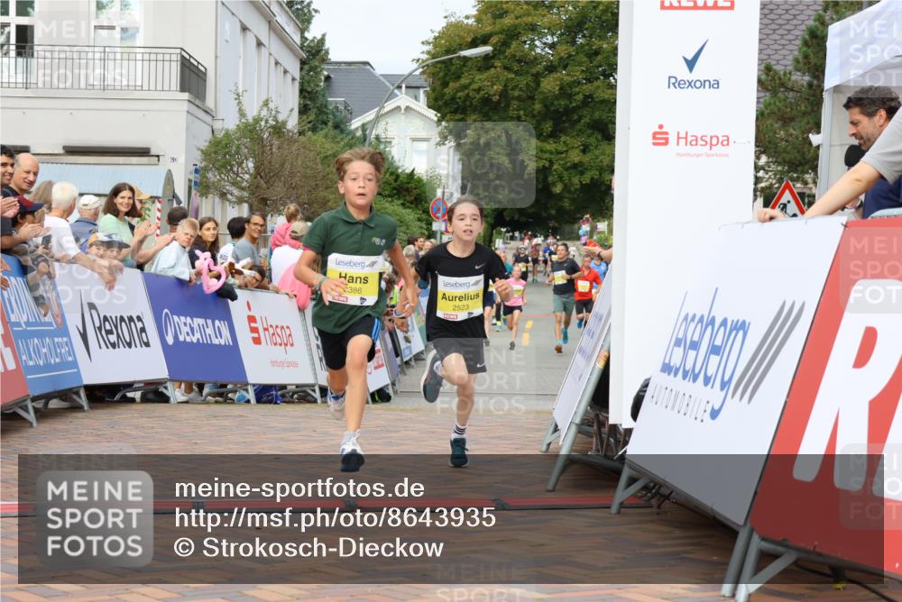 31.08.2025 - 21. Blankeneser Heldenlauf Strokosch-Dieckow http://msf.ph/oto/8643935 31.08.2025 10:24:24 Ziel 2386, 2523 meine-sportfotos.de