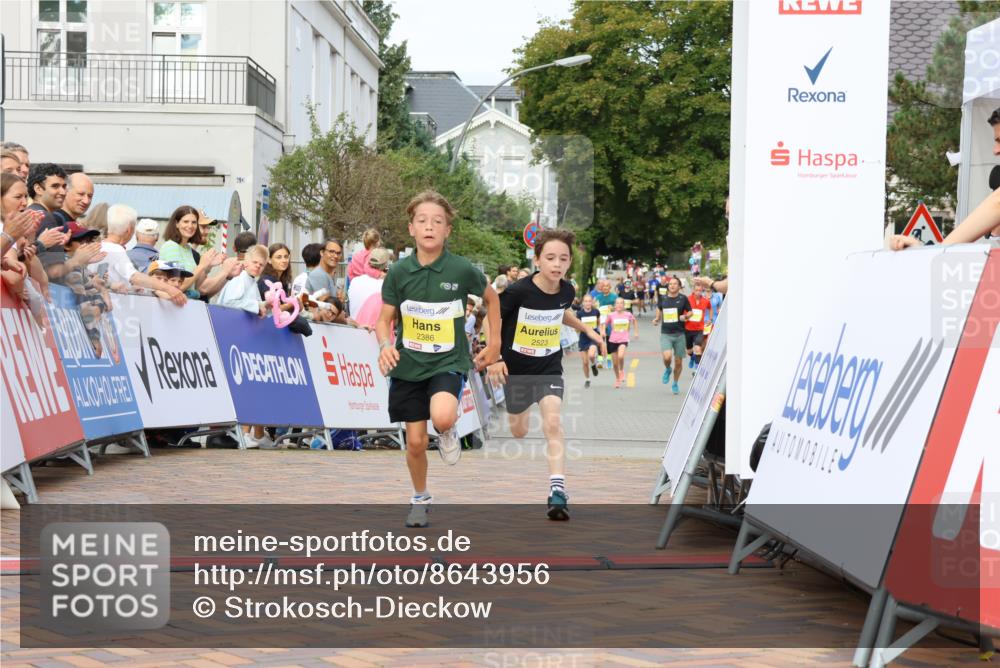 31.08.2025 - 21. Blankeneser Heldenlauf Strokosch-Dieckow http://msf.ph/oto/8643956 31.08.2025 10:24:24 Ziel 2386, 2523 meine-sportfotos.de