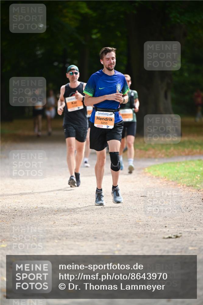 31.08.2025 - 21. Blankeneser Heldenlauf Dr. Thomas Lammeyer http://msf.ph/oto/8643970 31.08.2025 11:11:35 Laufen 5255 meine-sportfotos.de