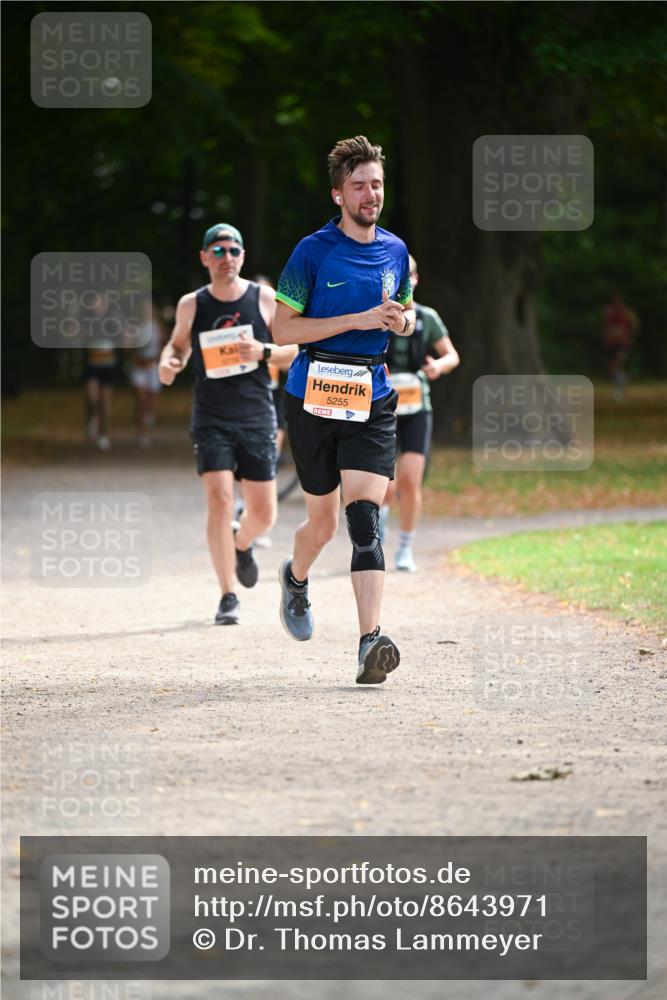 31.08.2025 - 21. Blankeneser Heldenlauf Dr. Thomas Lammeyer http://msf.ph/oto/8643971 31.08.2025 11:11:35 Laufen 5255 meine-sportfotos.de