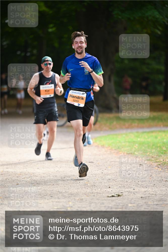 31.08.2025 - 21. Blankeneser Heldenlauf Dr. Thomas Lammeyer http://msf.ph/oto/8643975 31.08.2025 11:11:35 Laufen 5255 meine-sportfotos.de