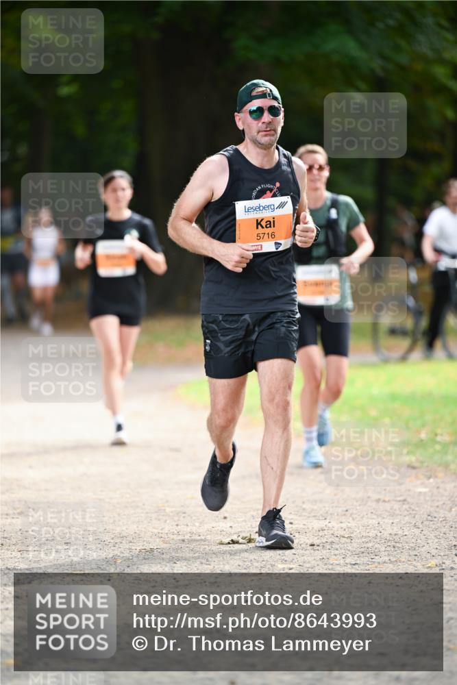 31.08.2025 - 21. Blankeneser Heldenlauf Dr. Thomas Lammeyer http://msf.ph/oto/8643993 31.08.2025 11:11:38 Laufen 5716 meine-sportfotos.de