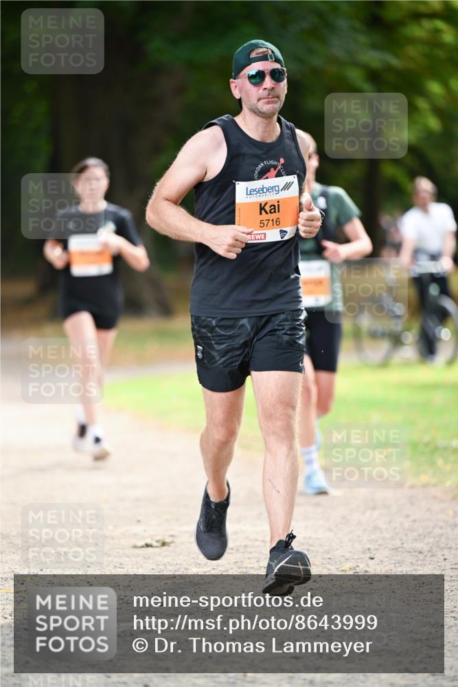 31.08.2025 - 21. Blankeneser Heldenlauf Dr. Thomas Lammeyer http://msf.ph/oto/8643999 31.08.2025 11:11:39 Laufen 5716 meine-sportfotos.de