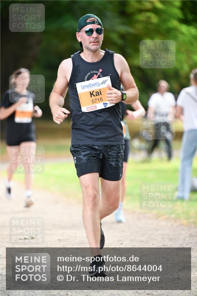 31.08.2025 - 21. Blankeneser Heldenlauf Dr. Thomas Lammeyer http://msf.ph/oto/8644004 31.08.2025 11:11:39 Laufen 5716 meine-sportfotos.de