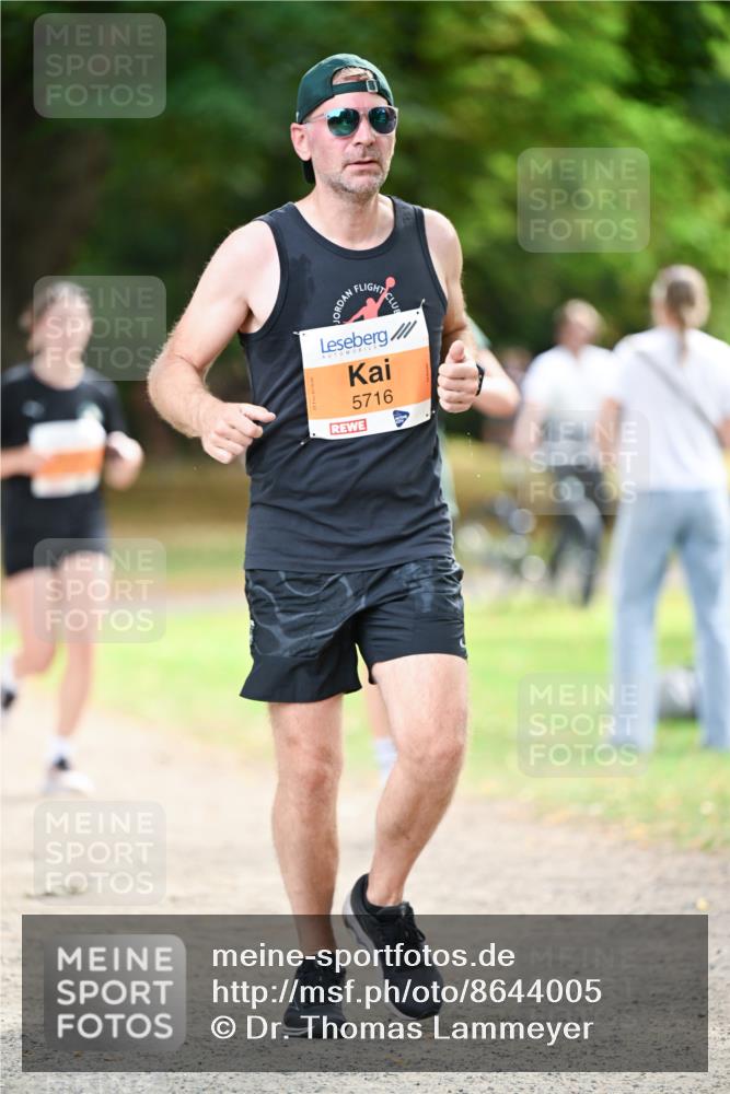 31.08.2025 - 21. Blankeneser Heldenlauf Dr. Thomas Lammeyer http://msf.ph/oto/8644005 31.08.2025 11:11:39 Laufen 5716 meine-sportfotos.de