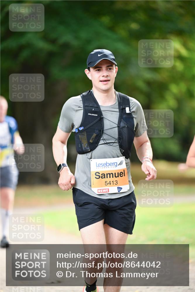 31.08.2025 - 21. Blankeneser Heldenlauf Dr. Thomas Lammeyer http://msf.ph/oto/8644042 31.08.2025 11:11:50 Laufen 5413 meine-sportfotos.de