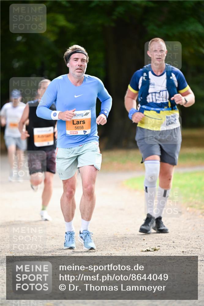 31.08.2025 - 21. Blankeneser Heldenlauf Dr. Thomas Lammeyer http://msf.ph/oto/8644049 31.08.2025 11:11:52 Laufen 5658 meine-sportfotos.de