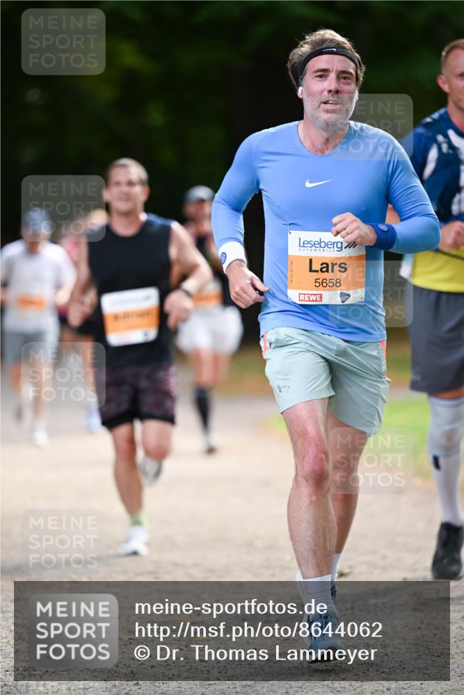 31.08.2025 - 21. Blankeneser Heldenlauf Dr. Thomas Lammeyer http://msf.ph/oto/8644062 31.08.2025 11:11:53 Laufen 5658 meine-sportfotos.de