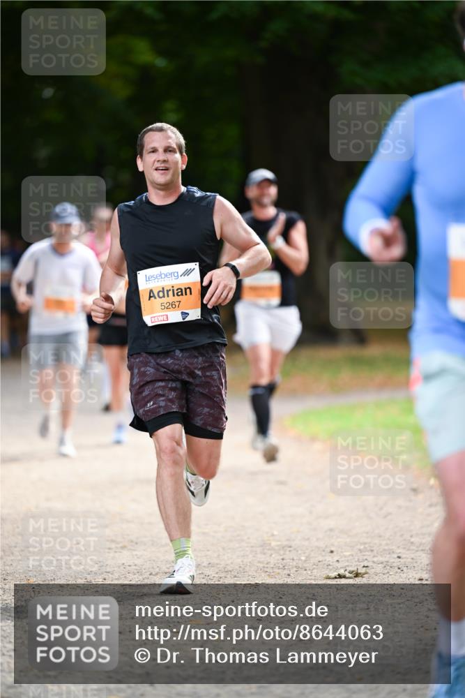 31.08.2025 - 21. Blankeneser Heldenlauf Dr. Thomas Lammeyer http://msf.ph/oto/8644063 31.08.2025 11:11:53 Laufen 5267 meine-sportfotos.de
