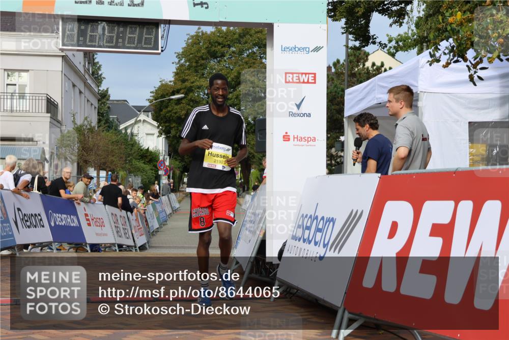 31.08.2025 - 21. Blankeneser Heldenlauf Strokosch-Dieckow http://msf.ph/oto/8644065 31.08.2025 10:10:59 Ziel 2192 meine-sportfotos.de
