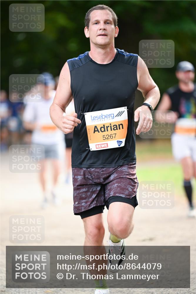 31.08.2025 - 21. Blankeneser Heldenlauf Dr. Thomas Lammeyer http://msf.ph/oto/8644079 31.08.2025 11:11:55 Laufen 5267 meine-sportfotos.de