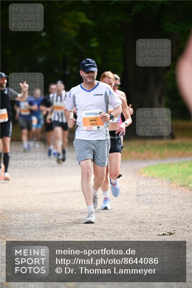 31.08.2025 - 21. Blankeneser Heldenlauf Dr. Thomas Lammeyer http://msf.ph/oto/8644086 31.08.2025 11:11:56 Laufen 5823 meine-sportfotos.de
