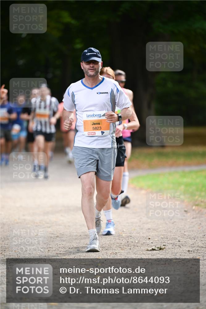 31.08.2025 - 21. Blankeneser Heldenlauf Dr. Thomas Lammeyer http://msf.ph/oto/8644093 31.08.2025 11:11:57 Laufen 5823 meine-sportfotos.de