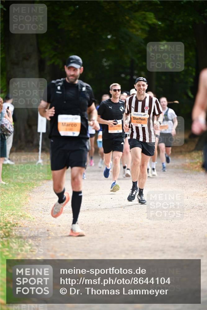 31.08.2025 - 21. Blankeneser Heldenlauf Dr. Thomas Lammeyer http://msf.ph/oto/8644104 31.08.2025 11:11:59 Laufen 5242 meine-sportfotos.de