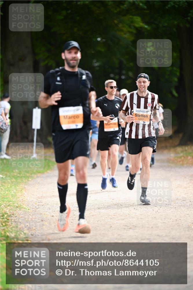 31.08.2025 - 21. Blankeneser Heldenlauf Dr. Thomas Lammeyer http://msf.ph/oto/8644105 31.08.2025 11:12:00 Laufen 5242 meine-sportfotos.de