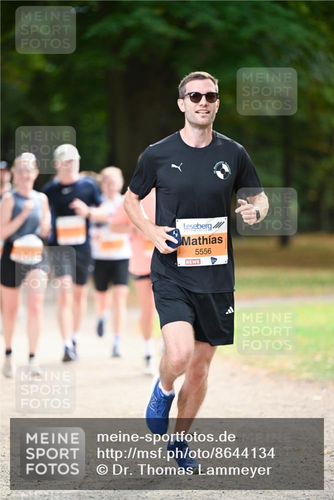 31.08.2025 - 21. Blankeneser Heldenlauf Dr. Thomas Lammeyer http://msf.ph/oto/8644134 31.08.2025 11:12:04 Laufen 5556 meine-sportfotos.de