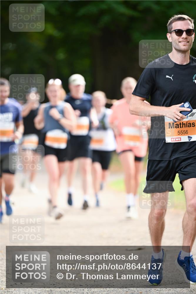 31.08.2025 - 21. Blankeneser Heldenlauf Dr. Thomas Lammeyer http://msf.ph/oto/8644137 31.08.2025 11:12:04 Laufen 5556 meine-sportfotos.de