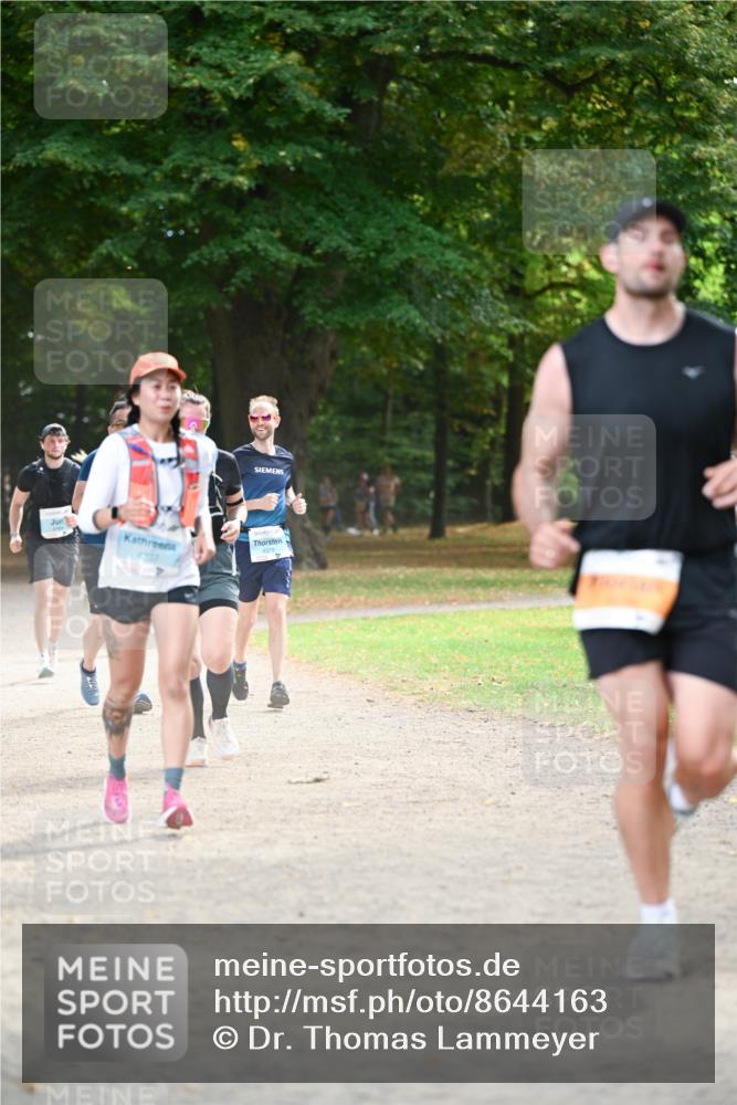 31.08.2025 - 21. Blankeneser Heldenlauf Dr. Thomas Lammeyer http://msf.ph/oto/8644163 31.08.2025 11:12:11 Laufen 4397, 4379 meine-sportfotos.de